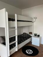 Vipack Lara stapelbed + nachtkastje - GERESERVEERD, Ophalen, Zo goed als nieuw, Stapelbed