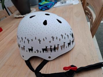 fietshelm voor meisjes maat 53-58 cm beschikbaar voor biedingen