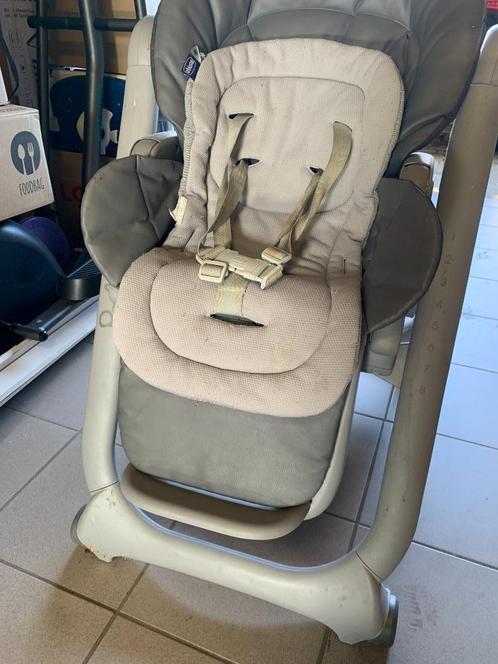 Polly Magic Relax kinderstoel van Chicco, Kinderen en Baby's, Kinderstoelen, Gebruikt, Meegroeistoel, Aanschuifbaar, Afneembaar eetblad