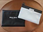 Trousse de toilette MIU MIU Neuve pochette étui Noël cadeau, Handtassen en Accessoires, Ophalen of Verzenden, Nieuw, Blauw, Dame