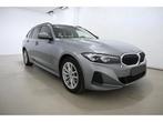 BMW 318 DA Touring FACELIFT, LED,XENON,CAR PLAY 21487+BTW, Auto's, Automaat, Zwart, Blauw, Bedrijf