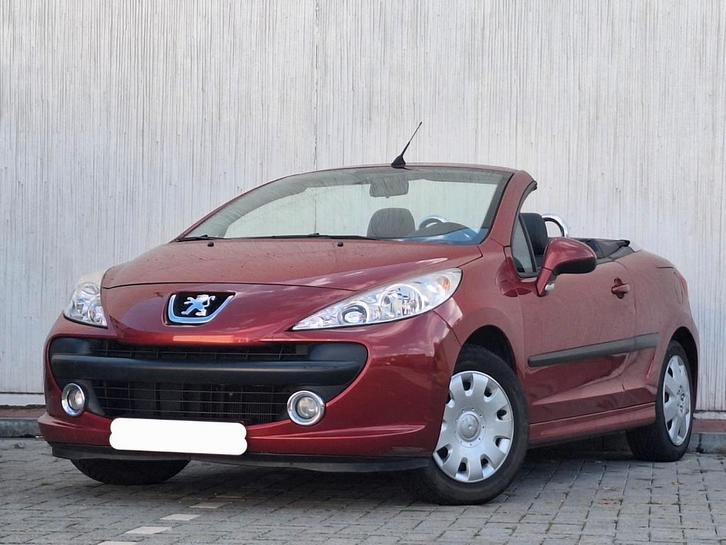 Peugeot 207cc 1.6i/ 98.000km/ Volledig boek/ EURO 4/ESSENCE, Auto's, Peugeot, Bedrijf, Radio, Benzine, Euro 4, Cabriolet, Handgeschakeld
