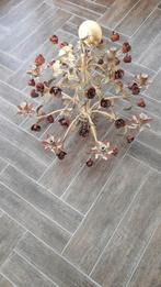 S.A.M IJZEREN KROONLUCHTER MET BEWERKTE BLOEMEN, Ophalen, Gebruikt, Metaal, FER FORGE