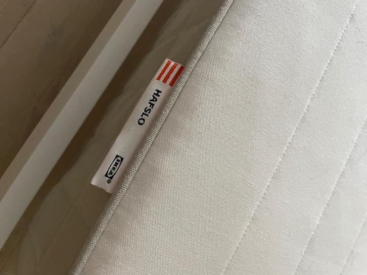 IKEA HAFSLO matras 140x200 cm – comfortabele ondersteuning, Huis en Inrichting, Slaapkamer | Matrassen en Bedbodems, Gebruikt
