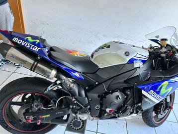 Moto  r1, Particulier, Autre