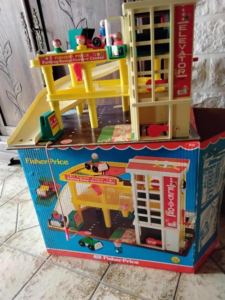 Vintage Fisher Price garage '80 in originele verpakking, Kinderen en Baby's, Speelgoed | Fisher-Price, Gebruikt, Speelset, Met geluid