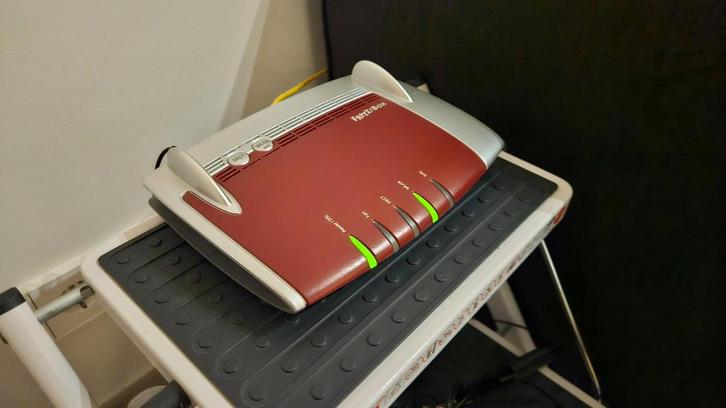 Fritz!Box 7560 (excellent état), Informatique & Logiciels, Routeurs & Modems, Comme neuf, Routeur, Enlèvement