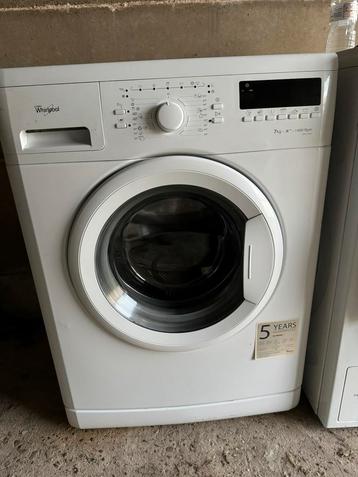 Machine à laver Whirlpool A++ 7KG disponible aux enchères