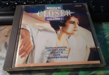 De originele verzamel-CD Move Closer Volume 1 van Arcade. beschikbaar voor biedingen
