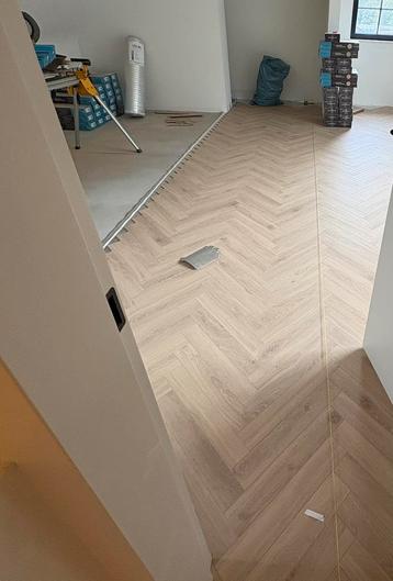 Laminaat visgraat beschikbaar voor biedingen