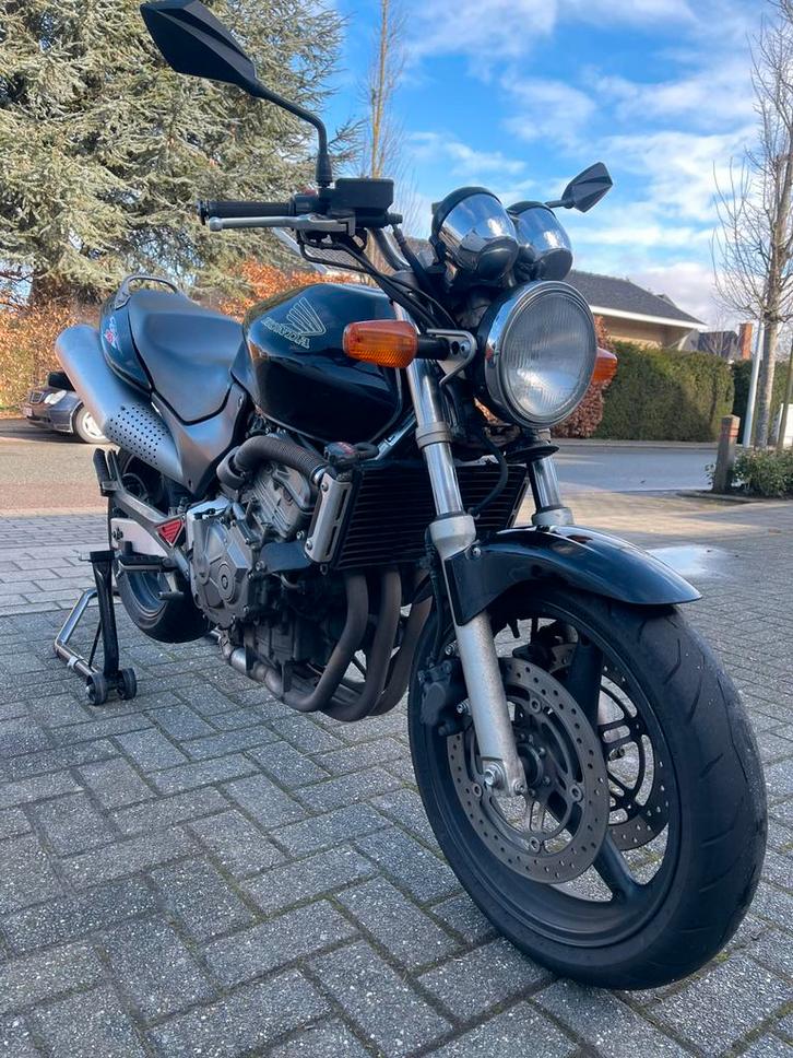 CB600F hornet Honda zwart, Motoren, Motoren | Honda, Particulier, Naked bike, meer dan 35 kW, 4 cilinders, Motorrijbewijs A, Ophalen