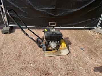 Trilplaat Wacker Neuson 110kg. beschikbaar voor biedingen