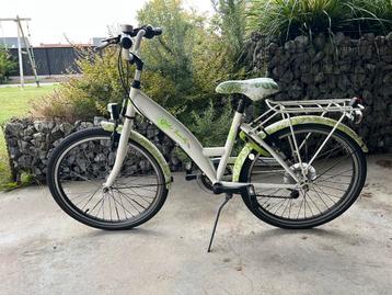 Fiets voor meisjes 22 inch met versnellingen beschikbaar voor biedingen