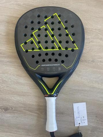 Adidas Adipower Multiweight beschikbaar voor biedingen