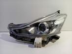 PHARE / OPTIQUE AVANT GAUCHE Toyota Prius Plus (ZVW4), Autos : Pièces & Accessoires, Utilisé, Toyota