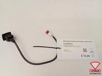Mercedes Diverse USB Kabel Aansluiting A1728200515 beschikbaar voor biedingen