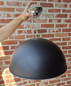 Zwarte hanglamp, Huis en Inrichting, Lampen | Hanglampen, Ophalen, Gebruikt, Metaal