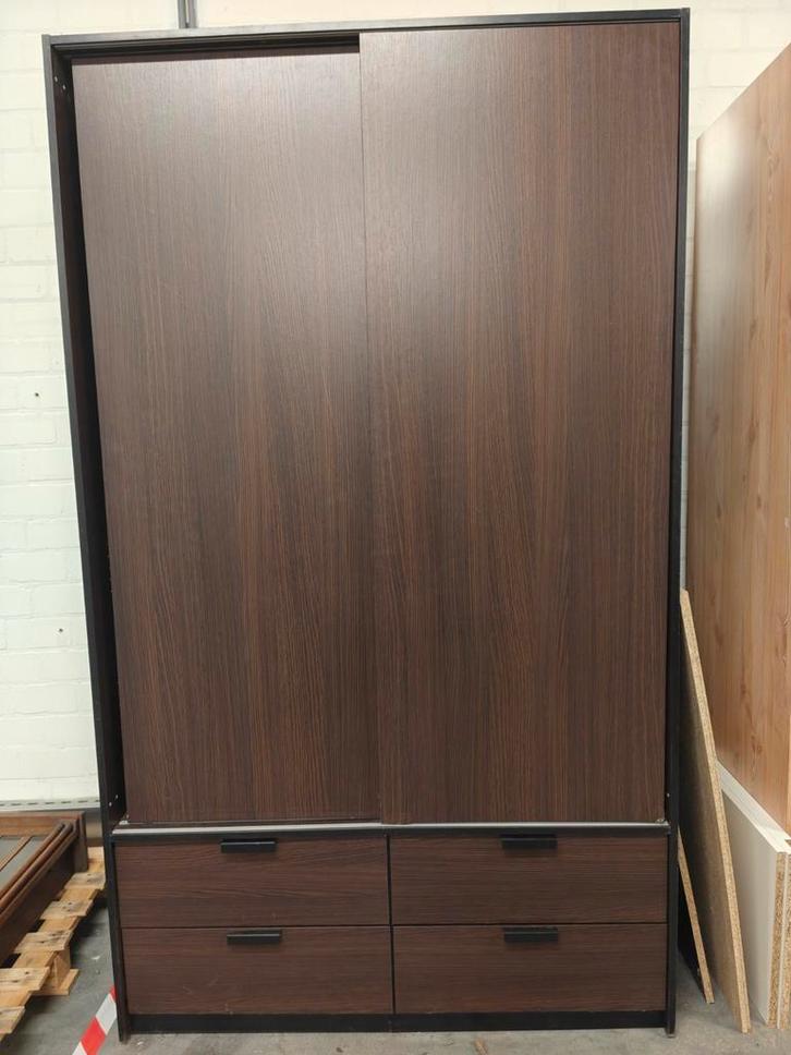 IKEA Trysil kleerkast, Huis en Inrichting, Kasten | Roldeurkasten en Archiefkasten, Ophalen