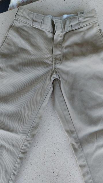 Dickies maat W26/ L30 beschikbaar voor biedingen