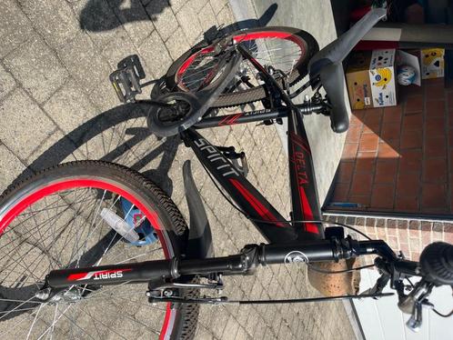 Jongensfiets Spirit Delta 26inch rood/zwart, Fietsen en Brommers, Fietsen | Jongens, Zo goed als nieuw, 26 inch of meer, Handrem