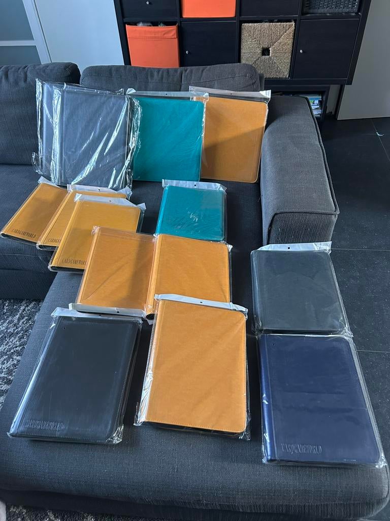 Binders in maten en kleuren voor pokemon kaarten of andere, Hobby en Vrije tijd, Stickers en Plaatjes, Nieuw, Stickers en Plaatjes