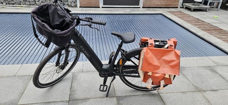 Cube Supreme Hybrid Comfort Pro elektrische damesfiets, Fietsen en Brommers, Elektrische fietsen, Zo goed als nieuw, Cube, 47 tot 51 cm
