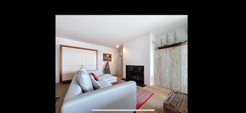 Combinaison de sièges à vendre disponible aux enchères
