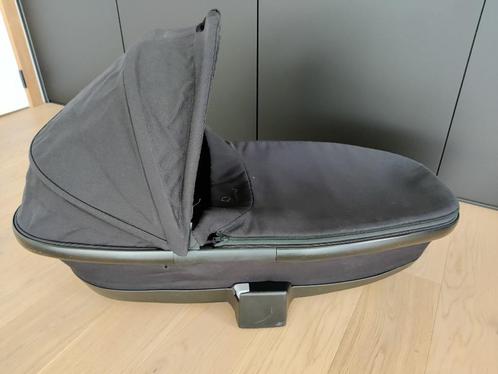 Quinny Moodd buggy met zwarte draagmand - reiswieg, Kinderen en Baby's, Kinderwagens en Combinaties, Gebruikt, Kinderwagen, Quinny