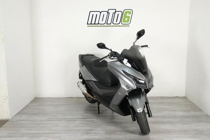 Kymco Xtown 125 demomotor, Motoren, Motoren | Overige merken, Bedrijf, Scooter, 11 kW of minder, 1 cilinder, Minimaal motorrijbewijs A1