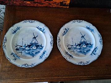 2 anciennes assiettes plates Boch Frères  Belgique  beschikbaar voor biedingen