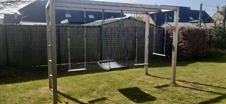 Moderne inox schommel met speelassecoires, Kinderen en Baby's, Speelgoed | Buiten | Speeltoestellen, Gebruikt, Schommel, Ophalen