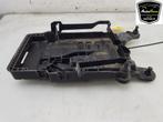 ACCUBAK Seat Arona (KJX) (01-2017/-) (|2Q0915331|), Gebruikt, Seat