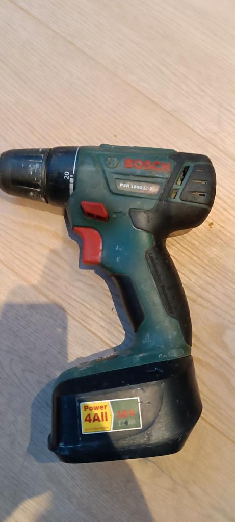 Bosch PSR1800 Li-2 accu boormachine, Doe-het-zelf en Bouw, Gereedschap | Boormachines, Zo goed als nieuw, Boormachine, Ophalen