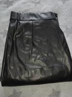 Zwarte leren broek dames maat m, Kleding | Dames, Broeken en Pantalons, Ophalen, Zo goed als nieuw, Maat 38/40 (M)