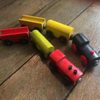 Train en bois (2 locomotives et 4 wagons), Ophalen, Gebruikt, Duw- of Trekspeelgoed