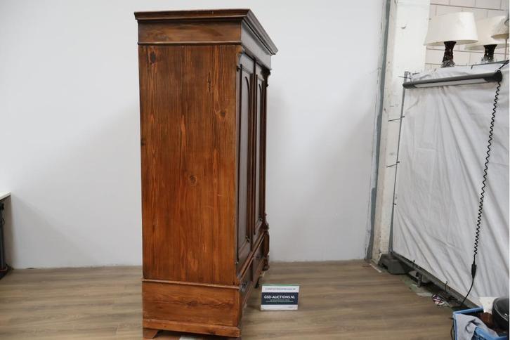 Antiek Landelijke Linnenkast van Hout, Antiek en Kunst, Antiek | Overige Antiek