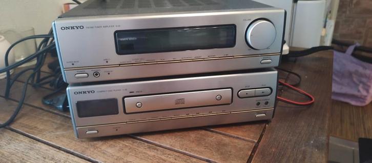 Onkyo FM/AM TUNER AMPLIFIER R-05 + COMPACT DISC PLAYER C-05, Audio, Tv en Foto, Stereoketens, Gebruikt, Overige merken, Ophalen