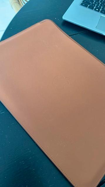 Macbook air 13 laptophoes beschikbaar voor biedingen