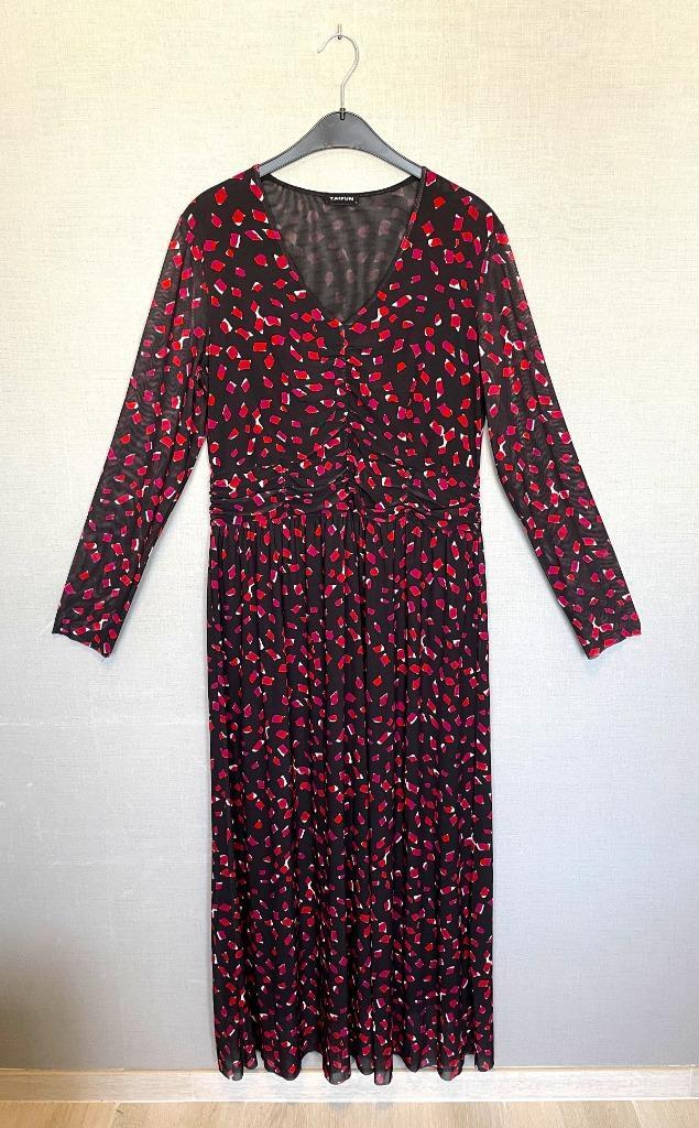 Zwarte lange jurk met rood en wit motief van Taifun (42), Kleding | Dames, Jurken, Zo goed als nieuw, Maat 42/44 (L), Zwart, Onder de knie