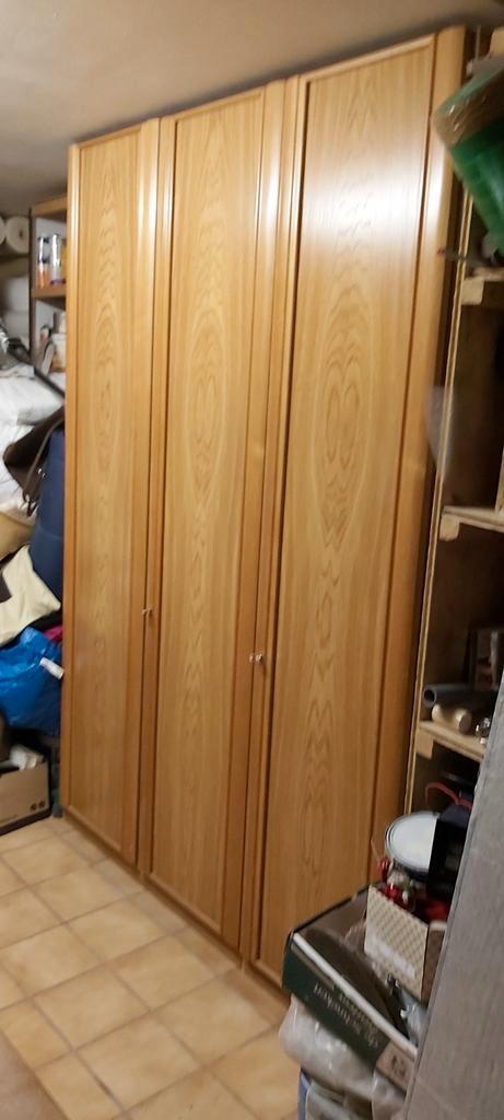 KASTEN 3 MASSIEF HOUTEN DEUREN, Huis en Inrichting, Kasten | Kleerkasten, Zo goed als nieuw, 200 cm of meer, 100 tot 150 cm, 50 tot 75 cm