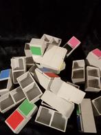 Plastieken blokjes 28 stuks met leuke kleuren, Gebruikt, Ophalen of Verzenden
