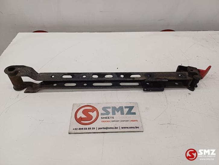 Occ support de jupe latérale Mercedes, Autos : Pièces & Accessoires, Pièces camion, Mercedes-Benz, Suspension et Châssis, Utilisé