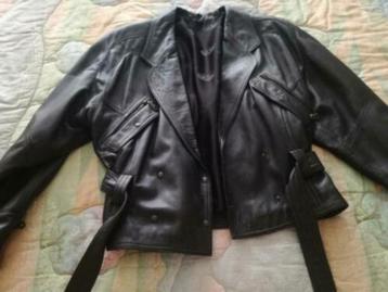 zwarte vintage type bikejas in soepel leder beschikbaar voor biedingen