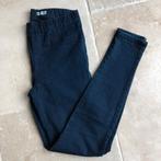 Jeans femme Kiabi, Enlèvement, Porté