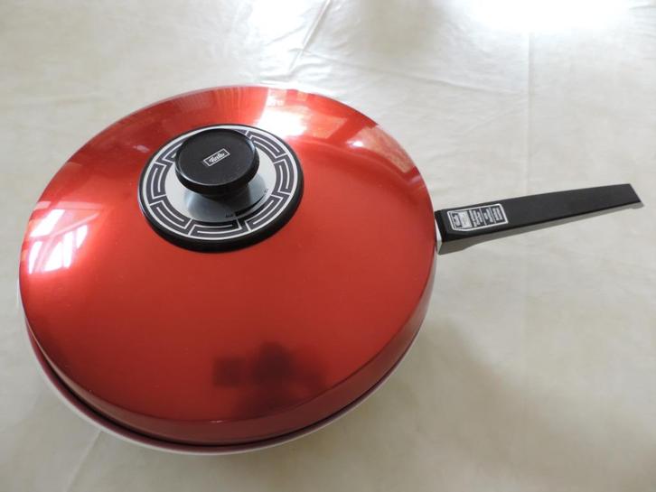 Sauteuse en inox, Huis en Inrichting, Keuken | Potten en Pannen, Gebruikt, Koekenpan of Braadpan, Inox, Keramische plaat, Ophalen