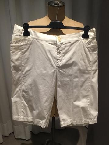 XANDRES, witte Bermuda, NIEUW, maat 52 beschikbaar voor biedingen