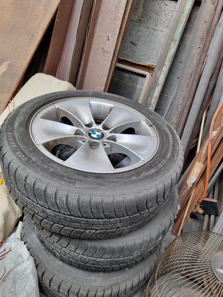 Winterbanden met BMW-velgen serie 1, Auto-onderdelen, Banden en Velgen, Band(en), Winterbanden, Ophalen
