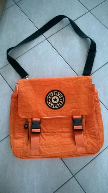 sac à dos ou sac à bandoulière Kipling ainsi un petit model, 25 à 40 cm, Kipling, Enlèvement ou Envoi, 30 à 45 cm