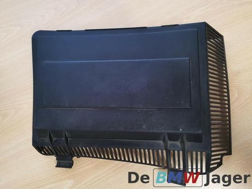 interieurfilterhuis deksel rechts BMW E39 64318364774, Auto-onderdelen, Motor en Toebehoren, BMW, Gebruikt, Ophalen of Verzenden