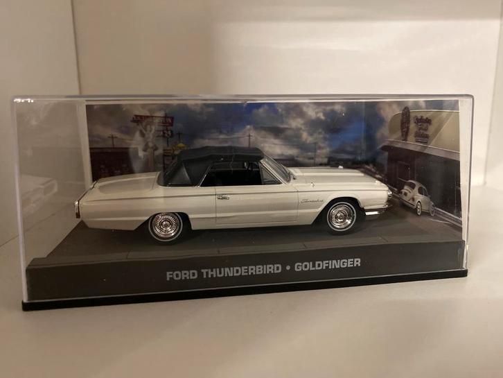 Ford Thunderbird James Bond, Hobby en Vrije tijd, Modelauto's | 1:43, Auto, Universal Hobbies, Ophalen of Verzenden